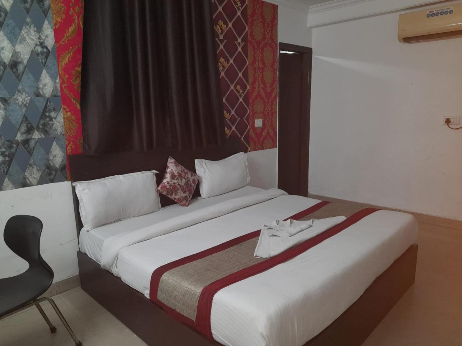 Hotel Airport Aditya Inn New Delhi Eksteriør bilde